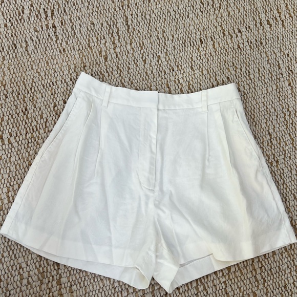 Wilfred white tailored shorts - Picture 2 of 4